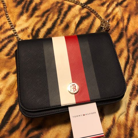 Tommy hilfiger bag