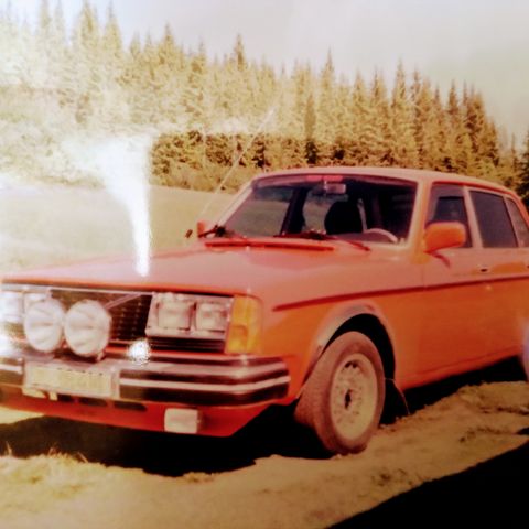 VOLVO 140 / 240/740/940 ØNSKES KJØPT ! ! !