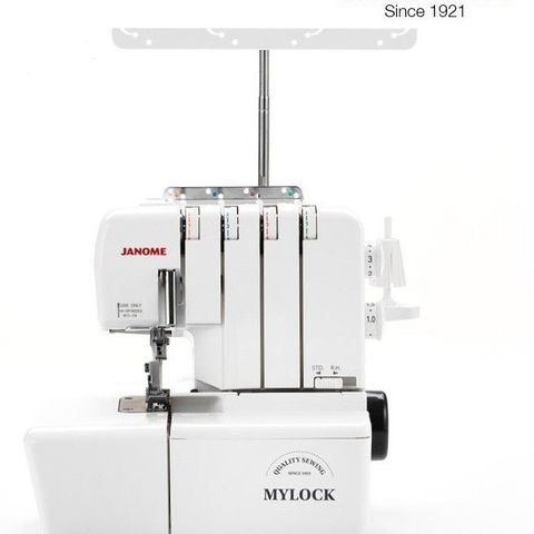 Janome MyLock 644D inkl. Gratis bonuspakke og gratis trakt.