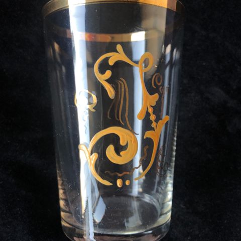 Gammelt Monogram glass J