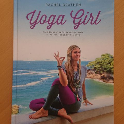 Yoga girl bøk på norsk