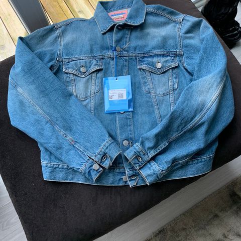 Acne denimjakke