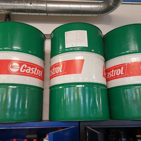 Tom Castrol 208ltr fat