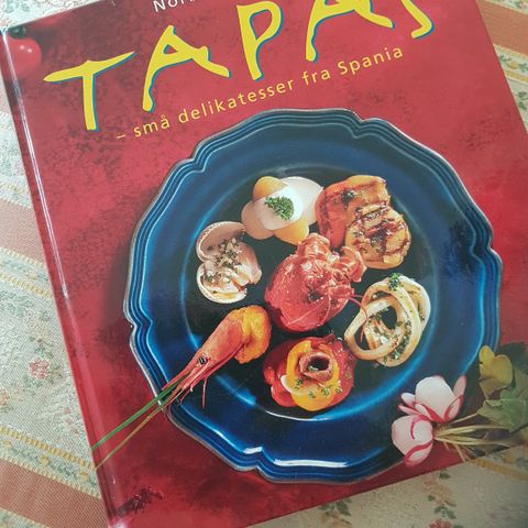 Tapas / småretter Oppskriftsbok. Julegave /gave?