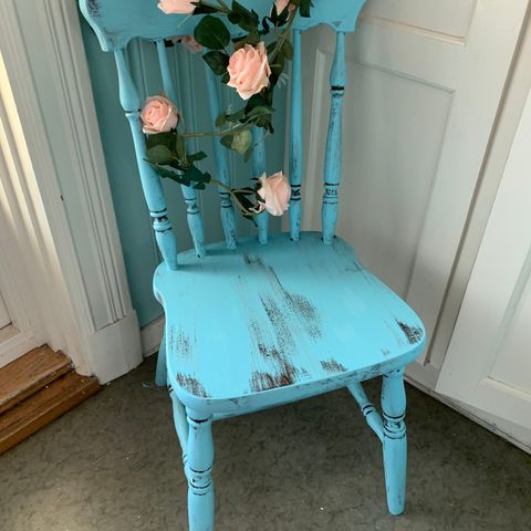 Pastell stol i shabby Chic