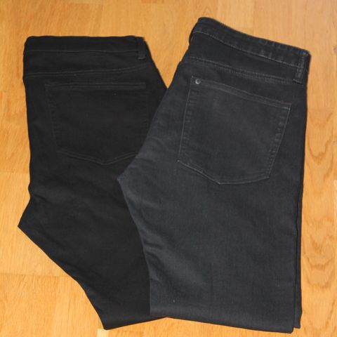 To pent og lite brukte jeans fra H & M, str. 33 og 34