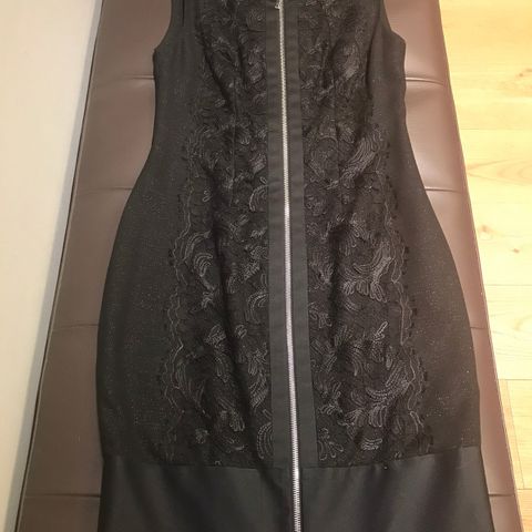 Karen Millen kjole