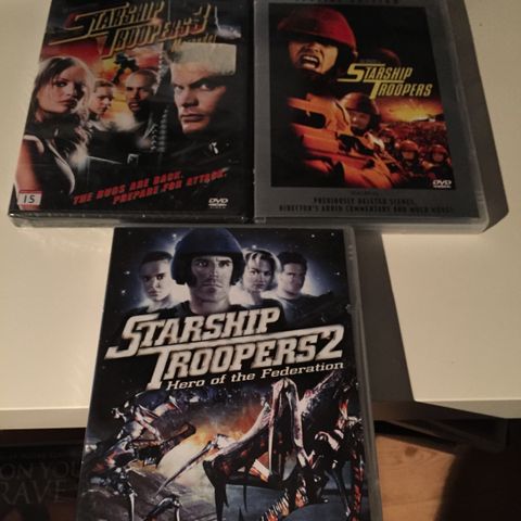 DVD Starship Troopers.