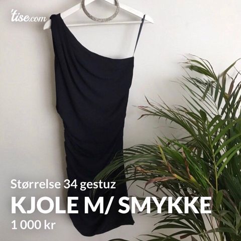 Gestuz kjole m/ smykke