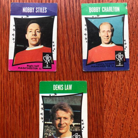 3 stk Manchester United Bobby Charlton Dennis Law A&BC 1967 fotballkort Sjeldne!