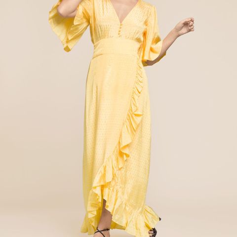 Bytimo Semi Delicate Wrap Gown