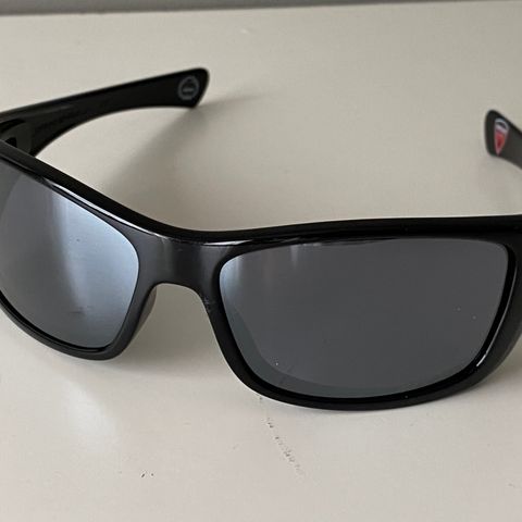 Oakley Hijinx Ducati. Course solbriller