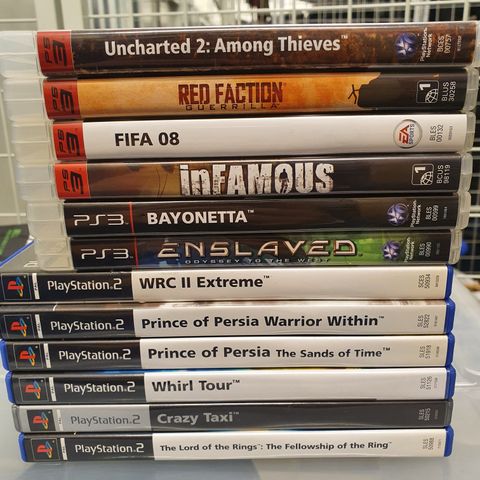 5 playstation-spill (PS2 og PS3) selges billig!