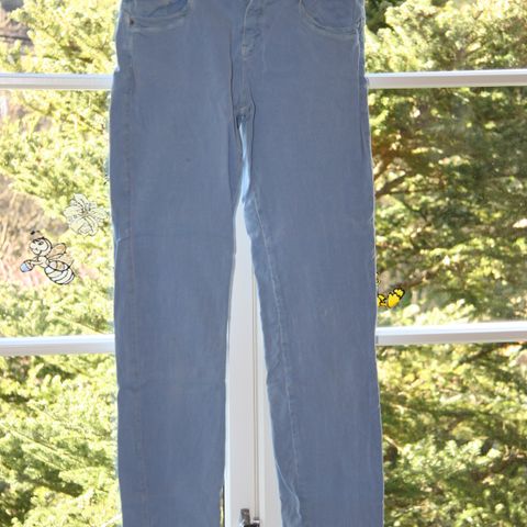 Stilige lyseblå Zara Trafaluc jeans - størrelse 40, skinny