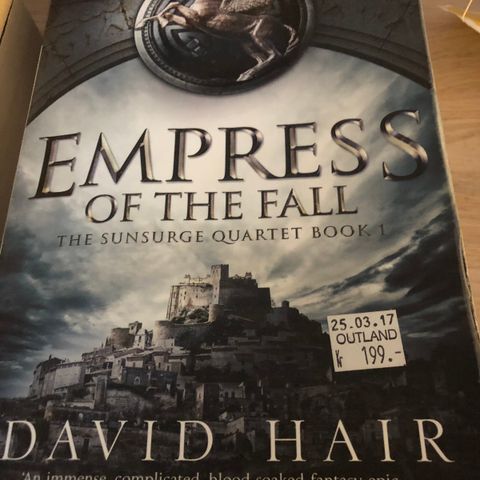 Empress of the fall av David Hair til salgs.