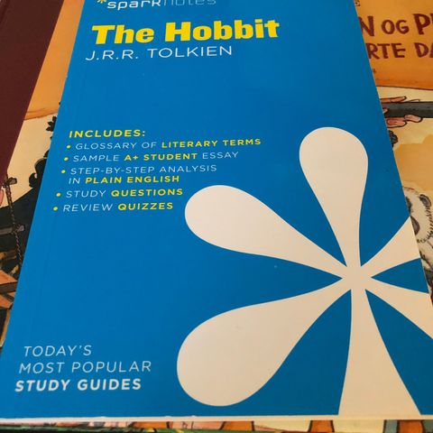 Spark notes for The Hobbit by J. R. R. Tolkien til salgs.