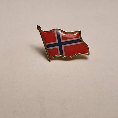 Pin Norsk flagg - høy kvalitet