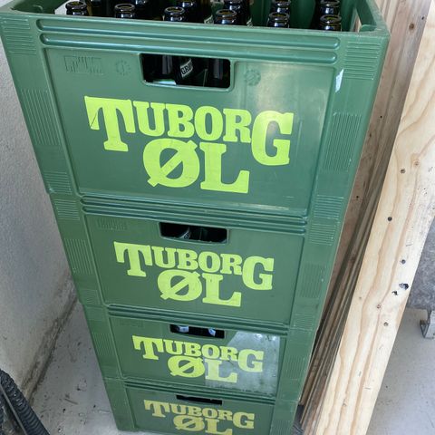 Tuborg ølkassse til salgs