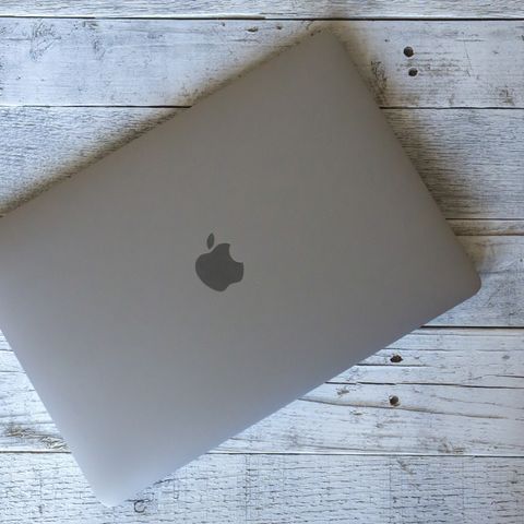 MacBook Pro 13" (2017) - stellargrå