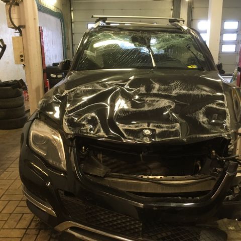 Skadet Mercedes GLK 220CDI 4 matic selges i deler.