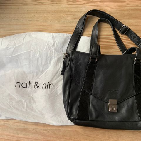 Skinnveske/Leather hanbag from Nat et Nin Brand