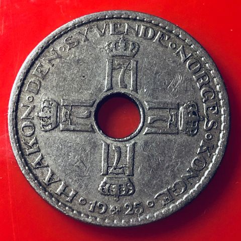1 kr 1925.  (326)