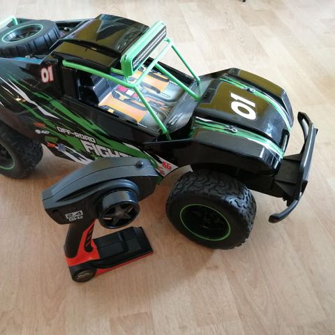 Maisto Tech RC Off-Road Fighter