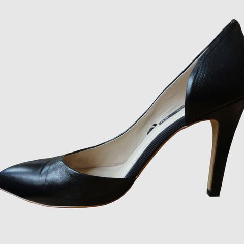 H&M genuine leather stilettos. Str 38. Plettfrie