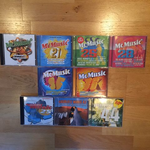 Ulike CD’er - MGP, Idol, Mc Music, Absolute Music, Robbie Williams osv.