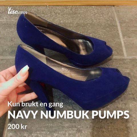 Navy Numbuk Pumps