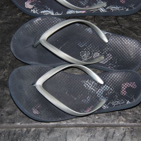 Flip-flops sandaler str 36/37