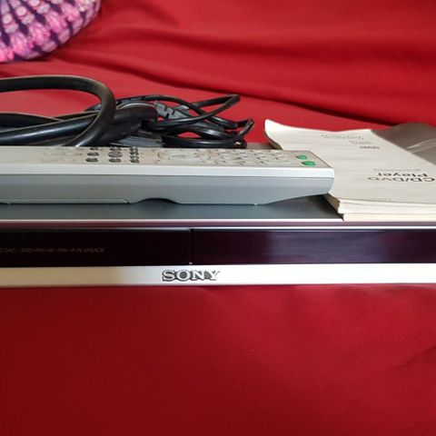 Sony cd/dvd player dvp ns 39