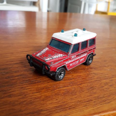 Matchboks Mercedes-Benz 280 Ge 1984 1:64 Rescue Jeep