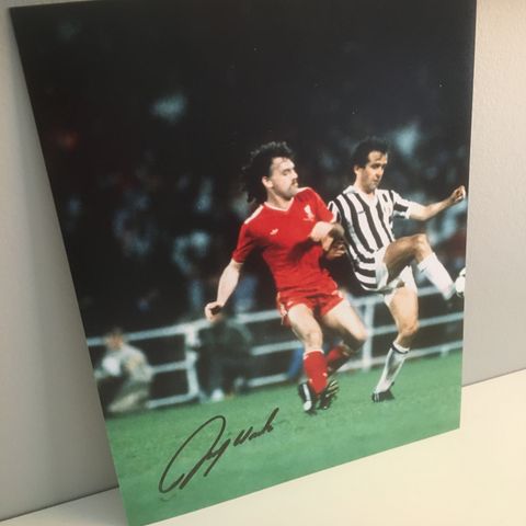 Liverpool - John Wark signert 20x25 cm fotografi med COA