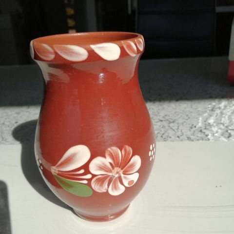 Vase 15 kr