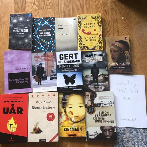 Diverse bøker i nordisk 