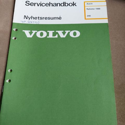 Volvo 240 260 Servicebok Nyhetsresume 1986