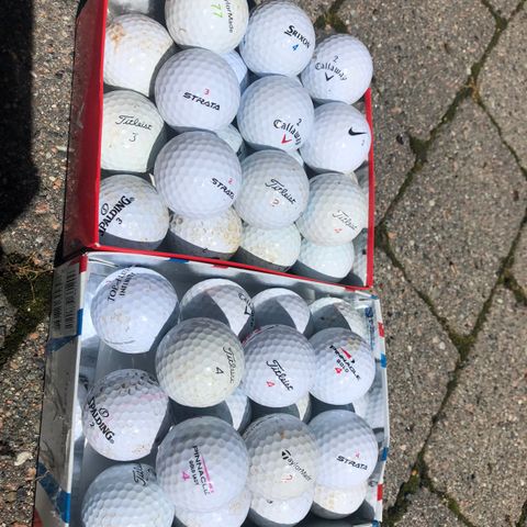 30 golfballer forskjellige merker