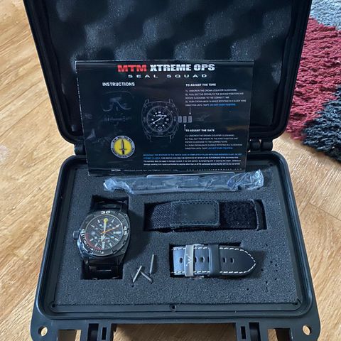 MTM SPECIAL OPS XTREME SEAL SQUAD DIVER WATCH - SILVER 12,000M WATERPROOF