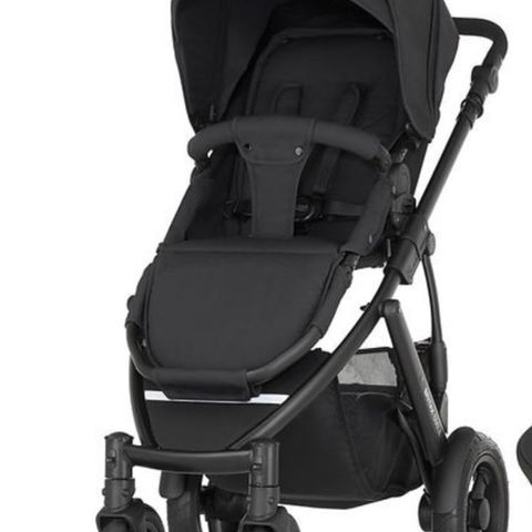 Britax Smile 2 barnevogn med både sitte og bagdel, samt maxi cosi med easyfix