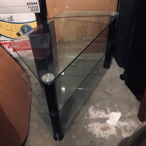 TV-bord av glass