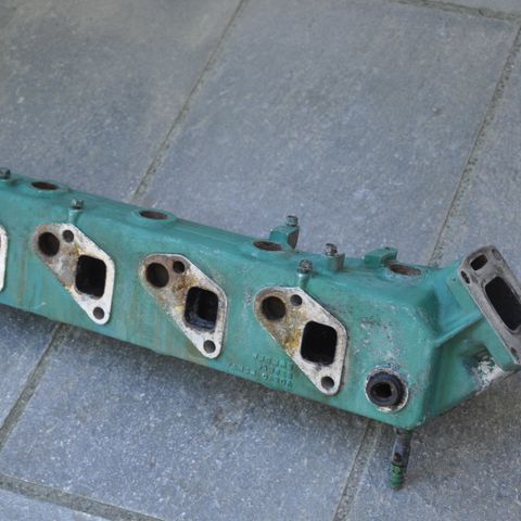 Volvo Penta 31/32 motor eksos manifold