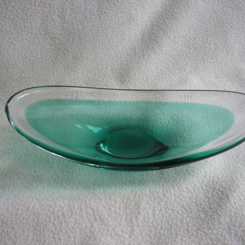 1960s Magnor Glassverk - Designet av Eystein Sandnes (1924-2006).