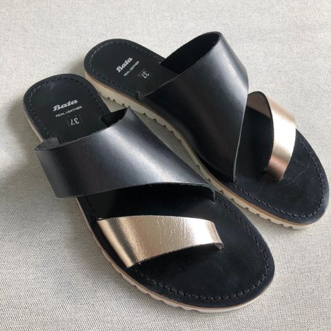 Nye fine sandaler selges. Str 37