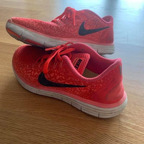 Nike running 4 mm offset i strl 37,5