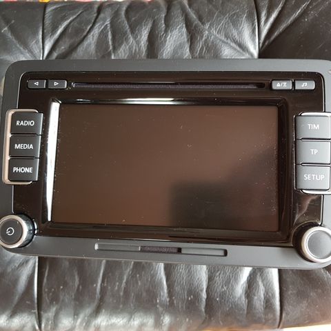 VW radio RCD510  with MP3 changer + SD slot VW part: 3C8035195F