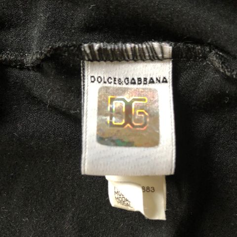 Dolce Gabbana t-skirt svart farge unisex str L til salgs