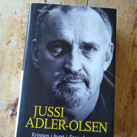 Jussi Adler-Olsen "Kvinnen i buret/Fasandreperne" Dobbeltbok!