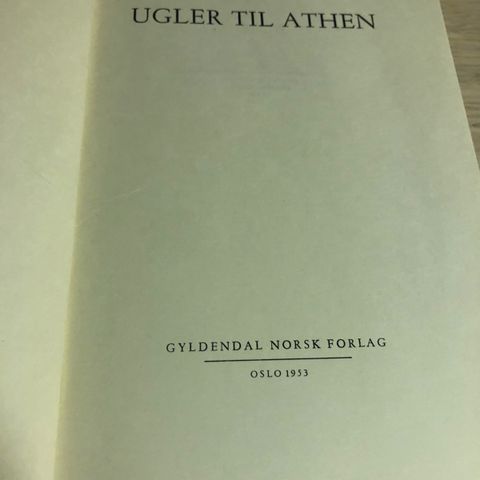 Ugler til Athen av Hermann Wildenvey til salgs.