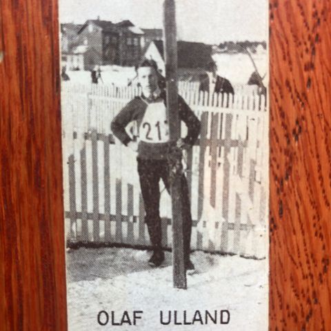 Olaf Ulland Kongsberg Ski Hopp sigarettkort fra ca 1930 Tiedemanns Tobak!